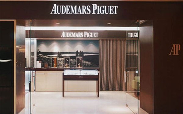 愛彼手表偷停如何修復(圖) 愛彼手表偷停如何修復(圖)